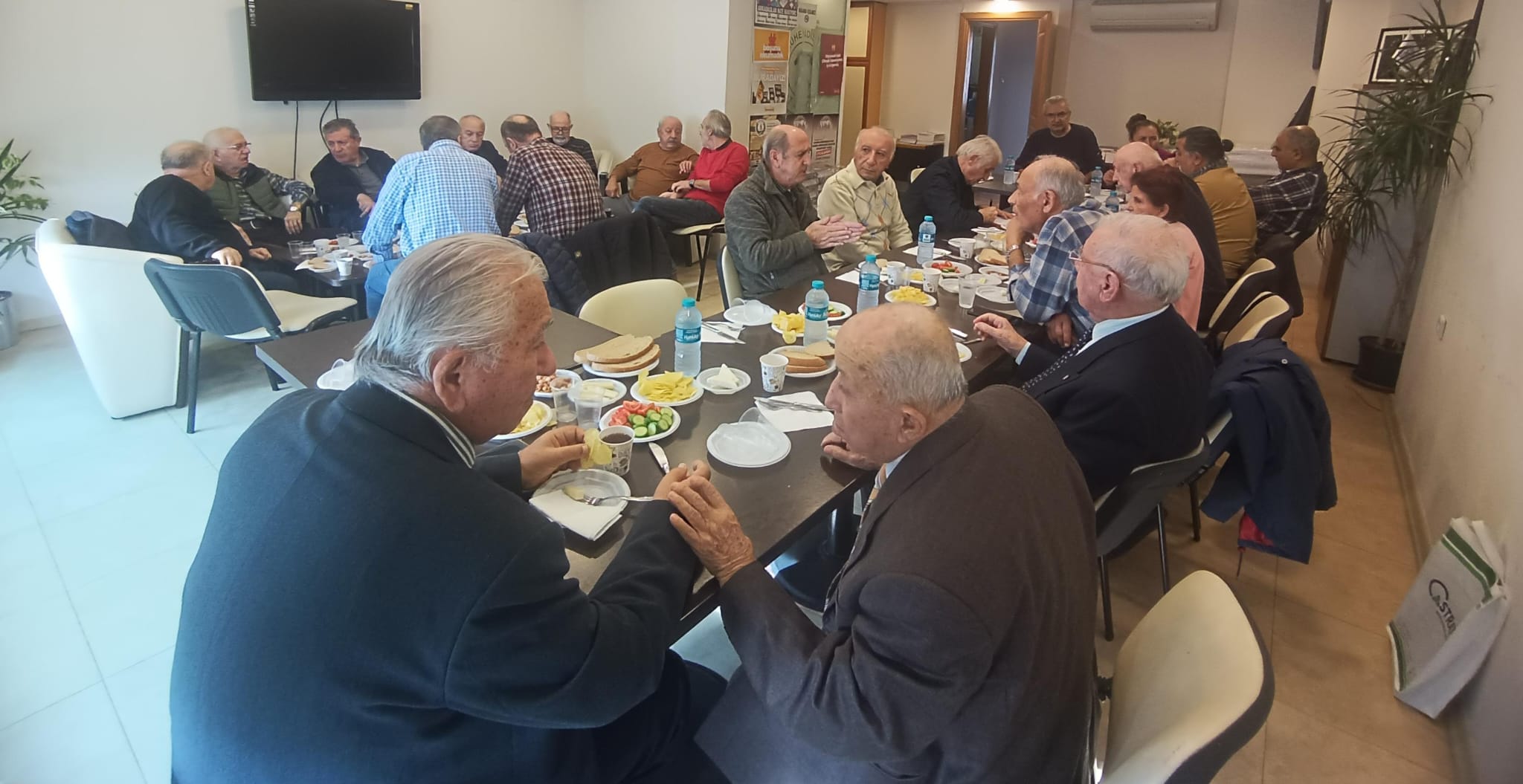 Aralık Ayı Emekli Üye Toplantısı Yapıldı