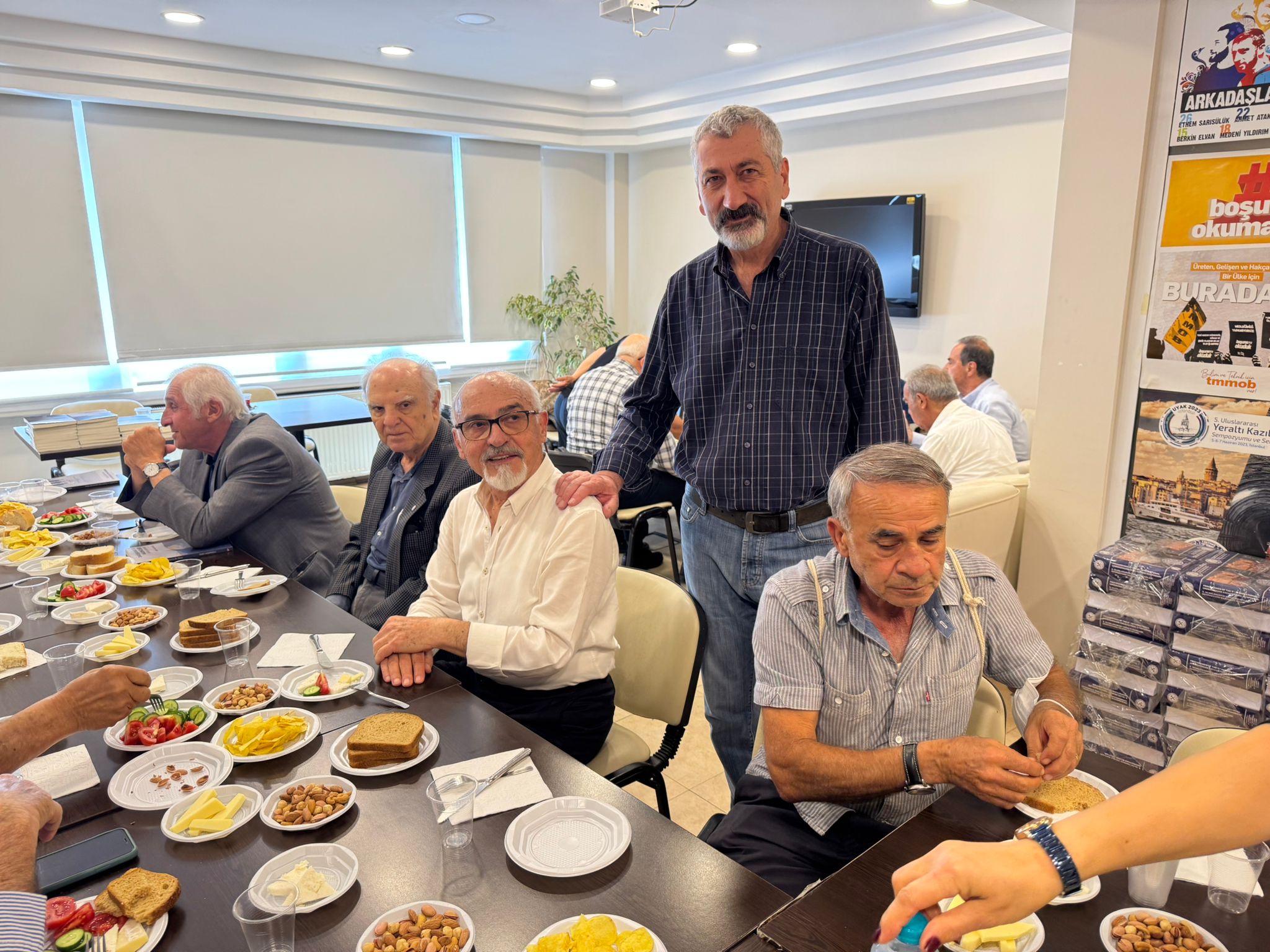 Mayıs Ayı Emekli Üye Toplantısı Yapıldı