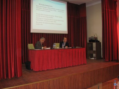 Ücretli ve İşsiz Mühendisler Ankara Bölge Kurultayı Hazırlık Toplantıları kapsamında Afyon ili ikinci toplantısı 11 Ekim 2009 Pazar günü Afyon Kocatepe Üniversitesi Kültür Merkezi’nde yapıldı. 